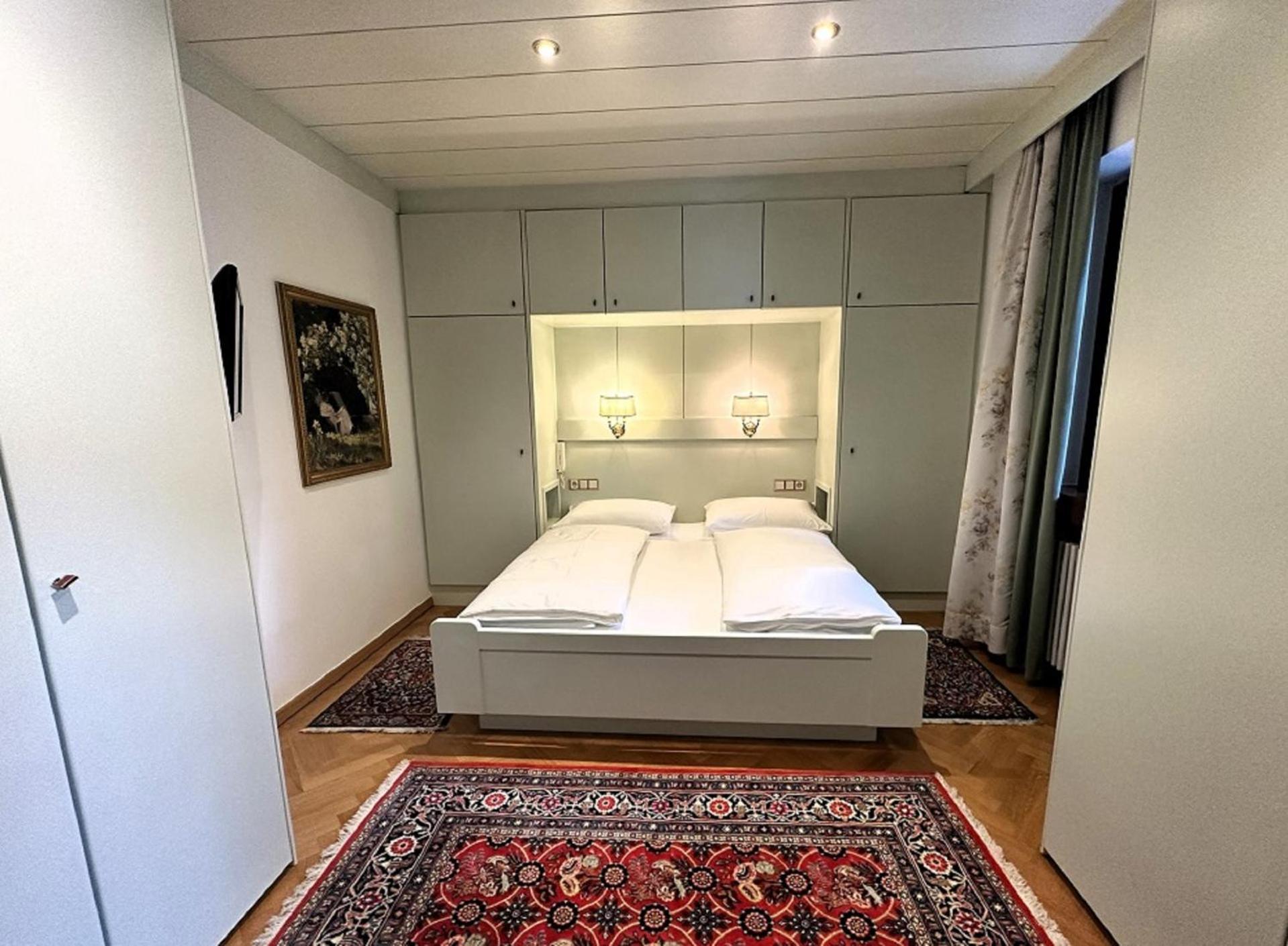 Stella Aparthotel 3*